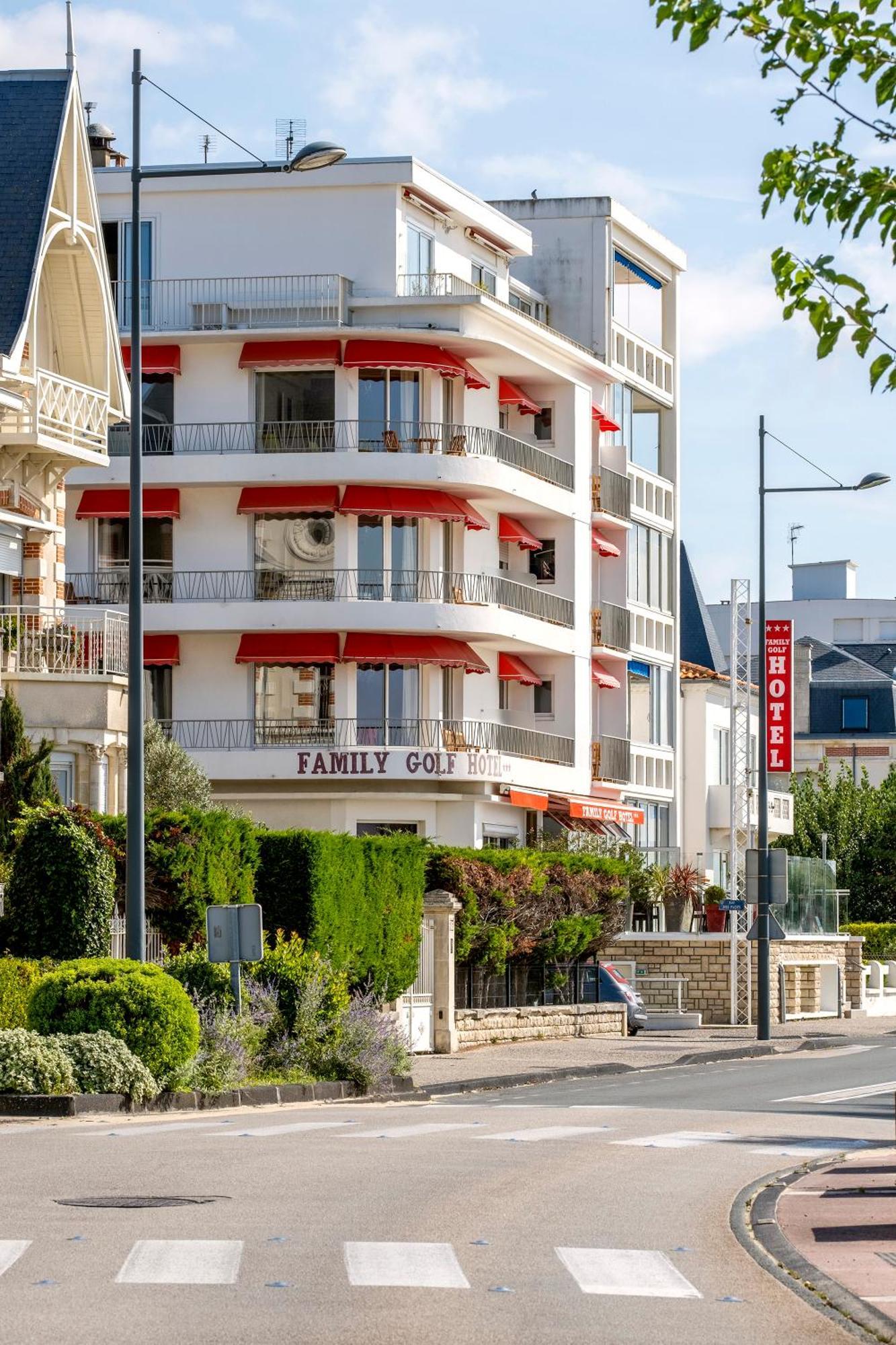 Family Golf Hotel Royan Exterior foto