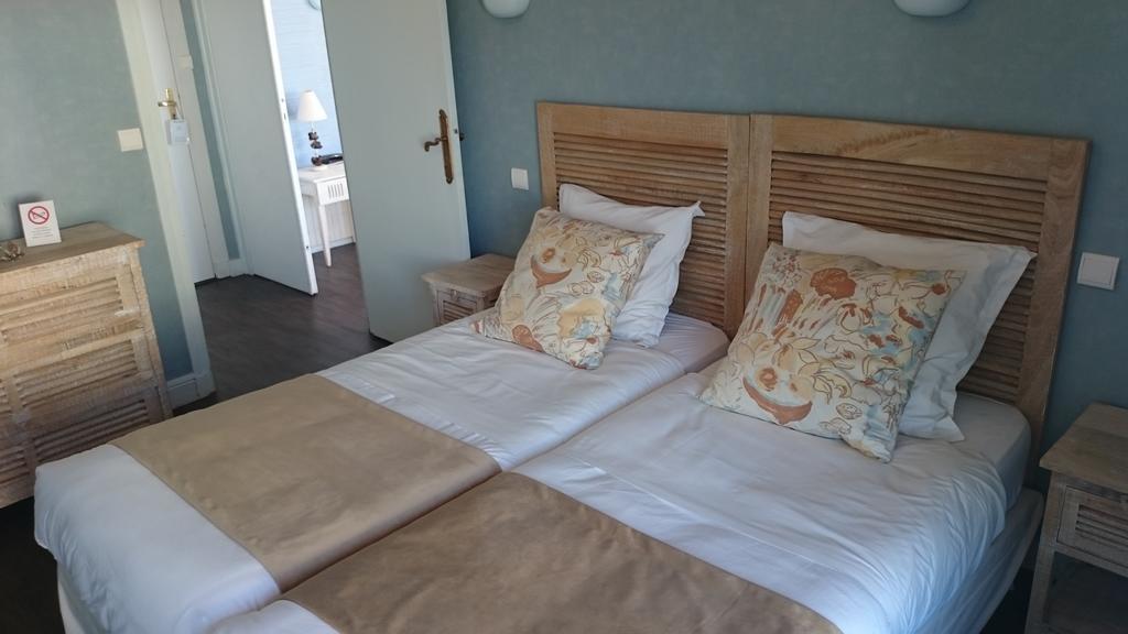 Family Golf Hotel Royan Exterior foto